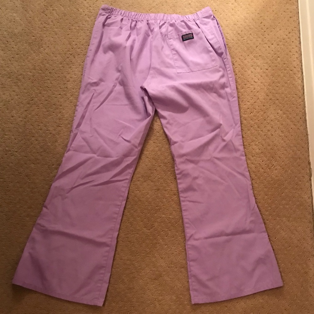 Light purple scrub pants 👩🏻‍⚕️